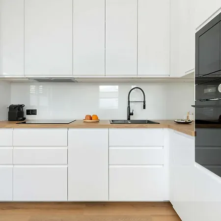 דירה Tasteful In With Garden By Renters גדנסק