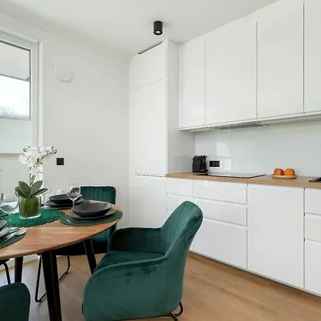 Tasteful In With Garden By Renters Apartament Gdańsk