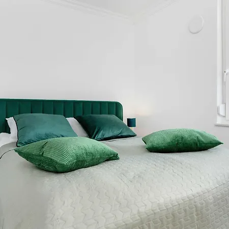 Tasteful In With Garden By Renters Gdańsk